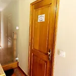 Quarto em Acomodações Particulares Cantinho Do Auka -