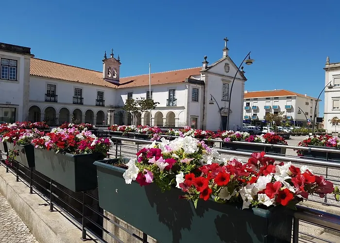 Cantinho Do Auka - Проживание в семье Авейру