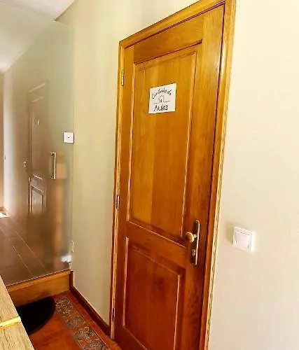 Проживание в семье Cantinho Do Auka -